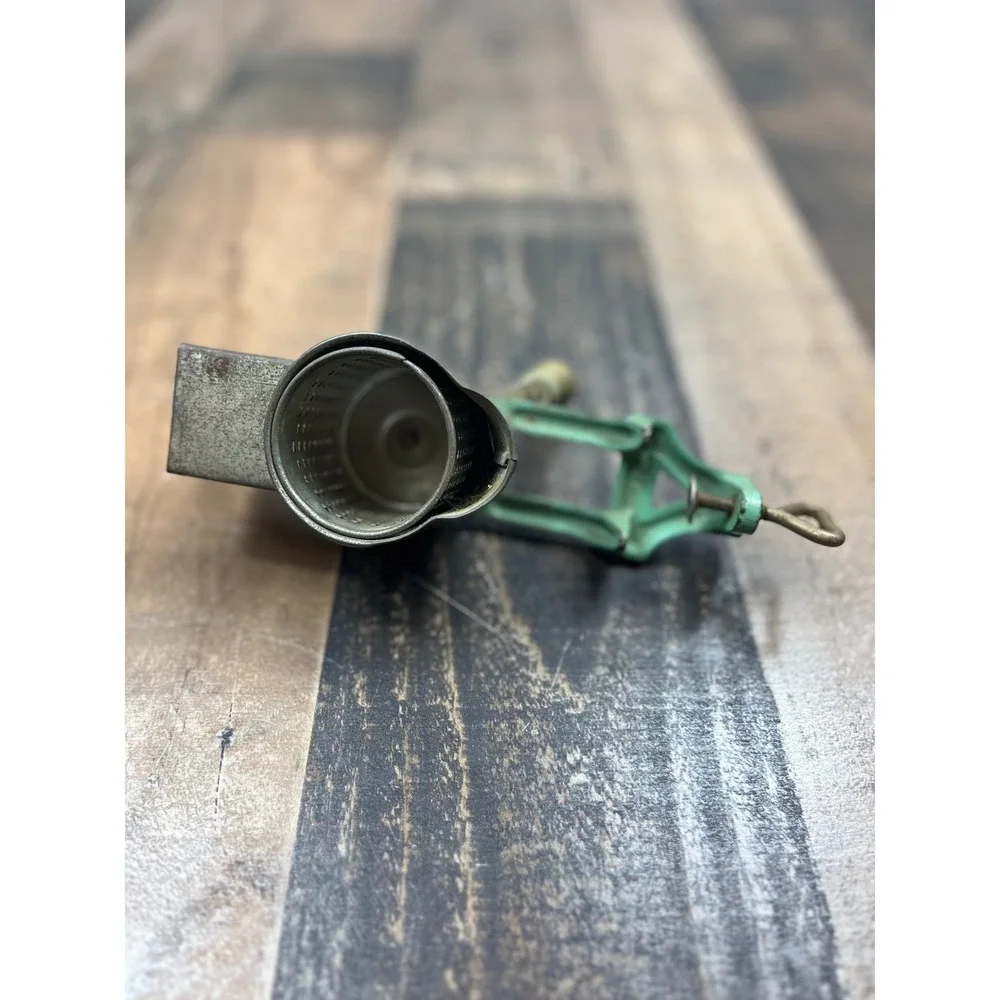 Vintage Maine Metal MFG Co Rotary Grater Hand Crank Green Cast Iron Clamp On USA